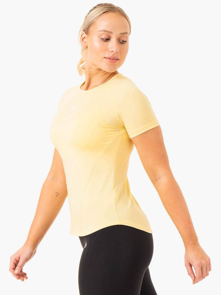 Koszulki Damskie Ryderwear Women T Shirts Level Up Treningowe Żółte | PL1364GL