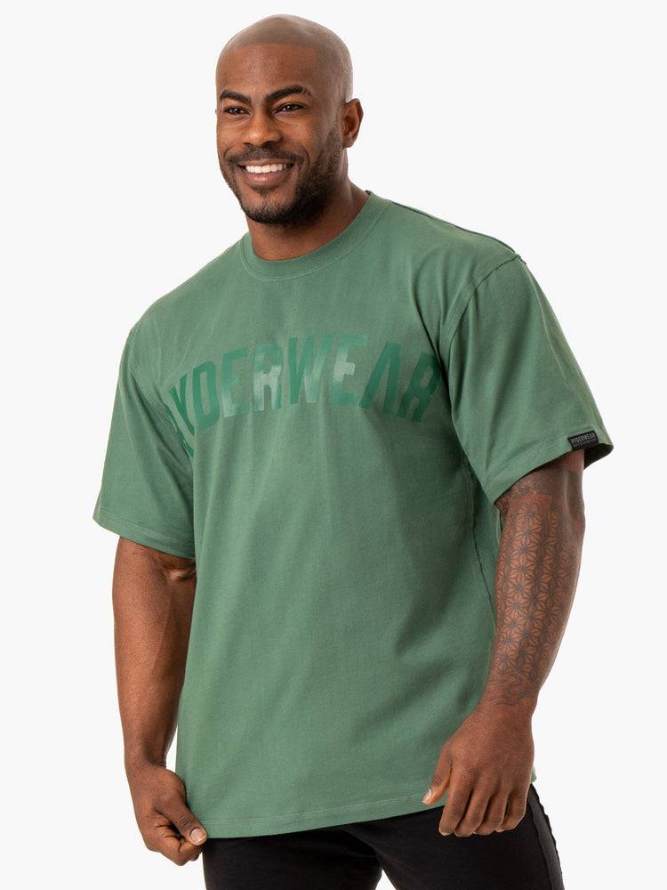 Koszulki Męskie Ryderwear Men T Shirts Force Oversized Zielone | PL2923MA