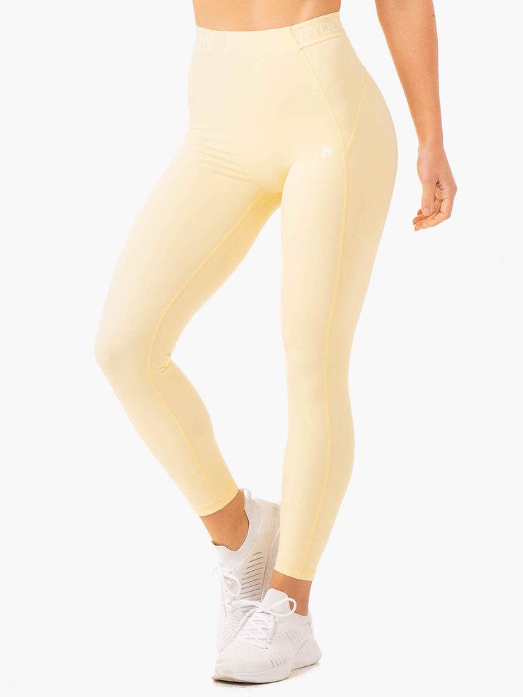 Legginsy Damskie Ryderwear Women Leggings Level Up High Waisted Scrunch Beżowe | PL2363GL