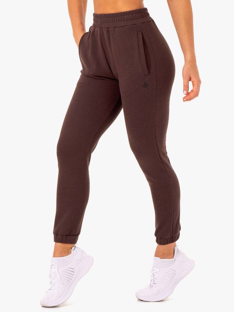 Spodnie Sportowe Damskie Ryderwear Women Track Pants Adapt Czekolada | PL1108LH