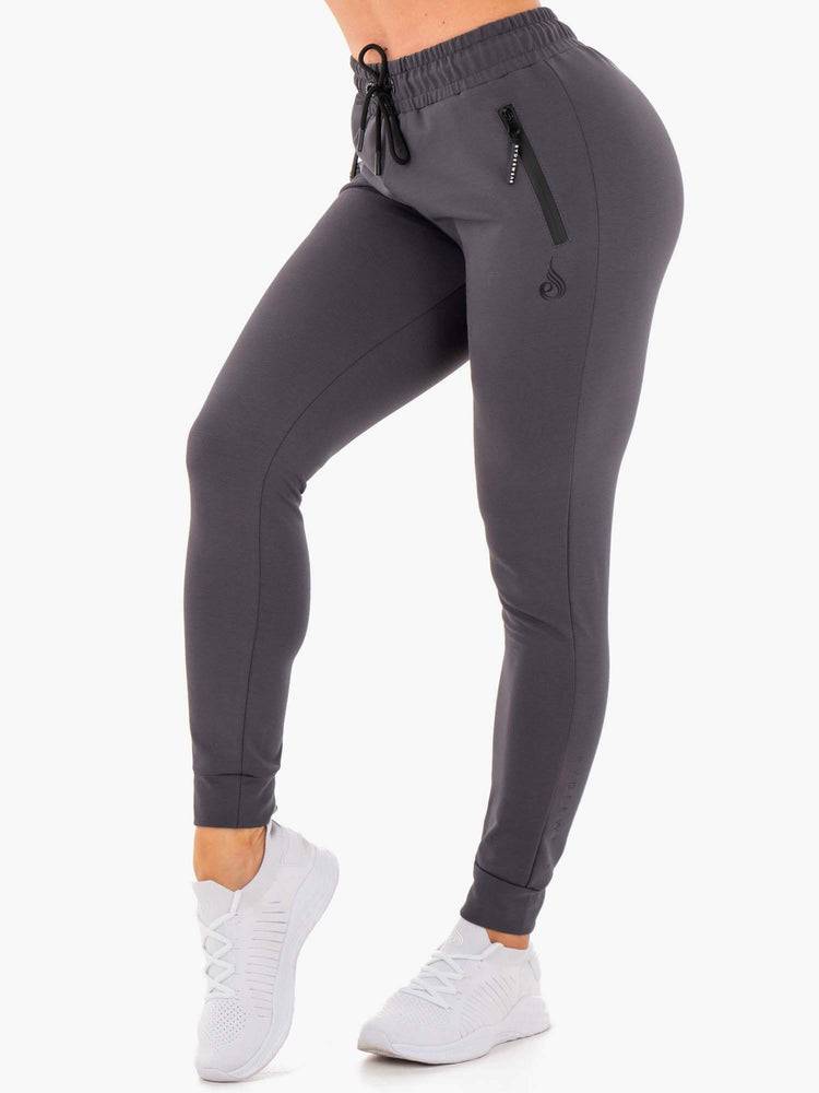 Spodnie Sportowe Damskie Ryderwear Women Track Pants Luxe Szare | PL1117WY