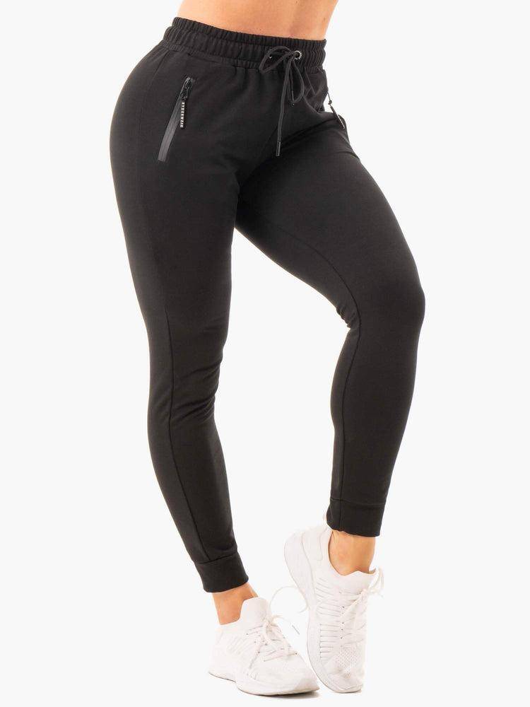 Spodnie Sportowe Damskie Ryderwear Women Track Pants Luxe Czarne | PL1119RW