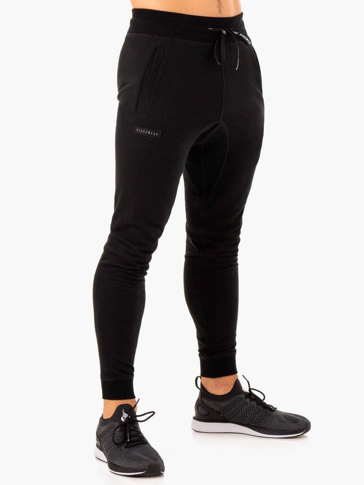 Spodnie Sportowe Męskie Ryderwear Men Track Pants Recharge Tapered Czarne | PL3112VD