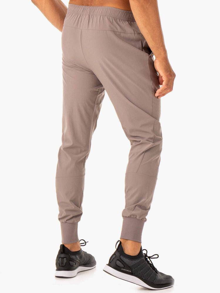 Spodnie Sportowe Męskie Ryderwear Men Track Pants Division Woven Joggers Szare Brązowe | PL3145OR