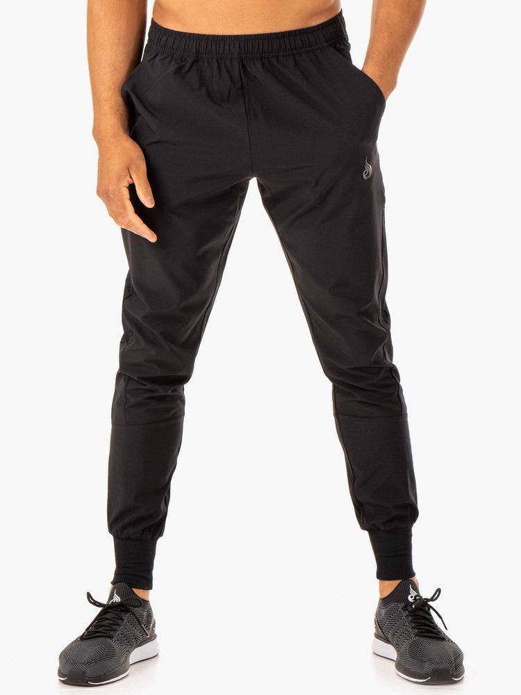 Spodnie Sportowe Męskie Ryderwear Men Track Pants Division Woven Joggers Czarne | PL3146IS