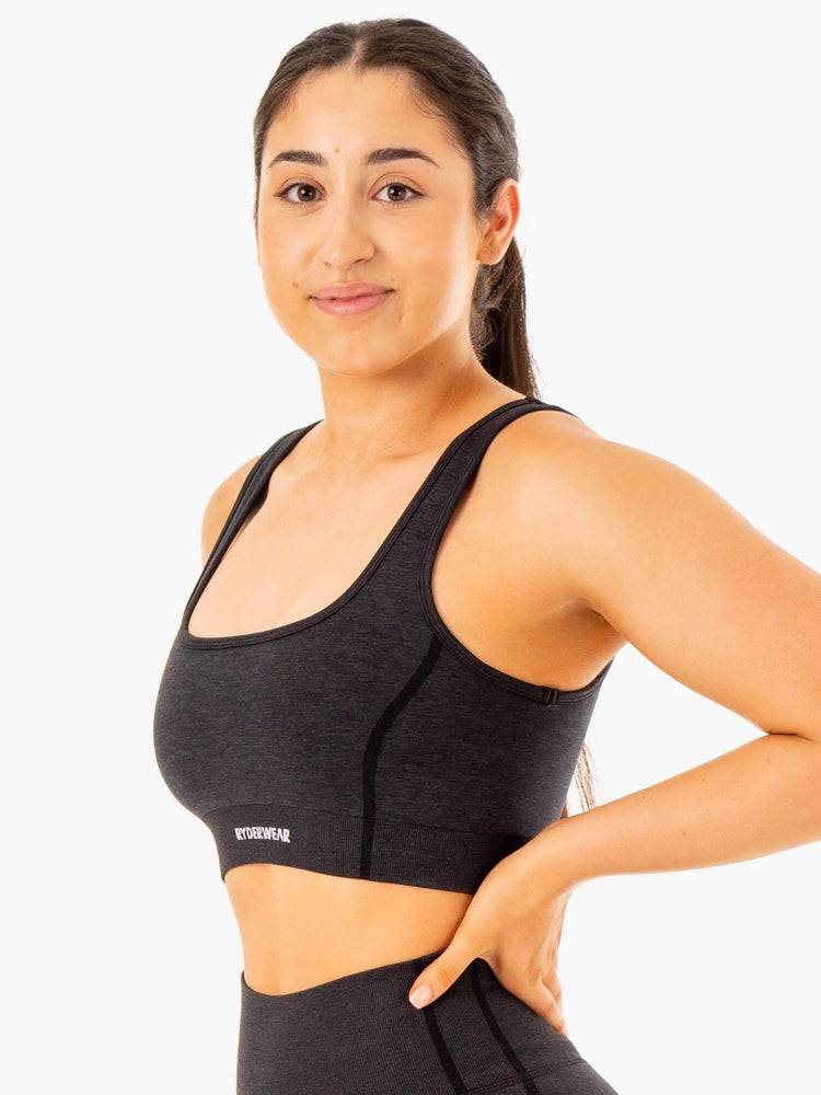 Staniki Sportowe Damskie Ryderwear Women Sports Bra Enhance Seamless Czarne | PL1754GL