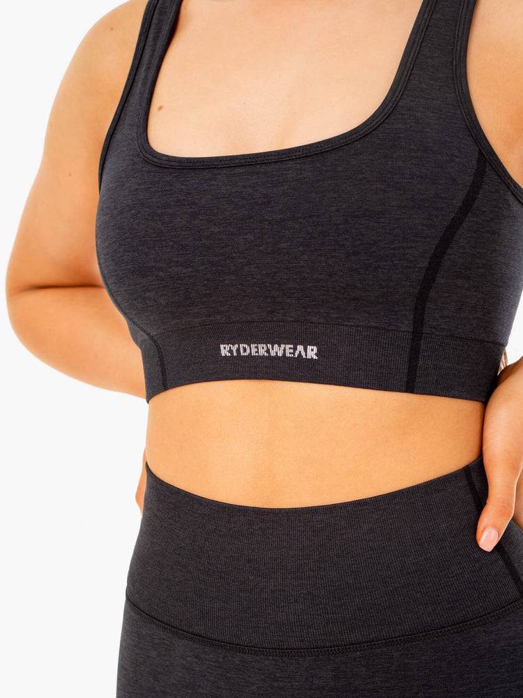 Staniki Sportowe Damskie Ryderwear Women Sports Bra Enhance Seamless Czarne | PL1754GL