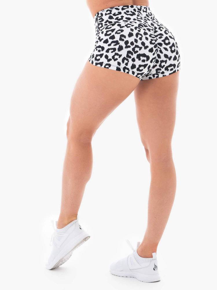 Szorty Damskie Ryderwear Women Shorts Animal Scrunch Bum Białe Panterka | PL2123ZG