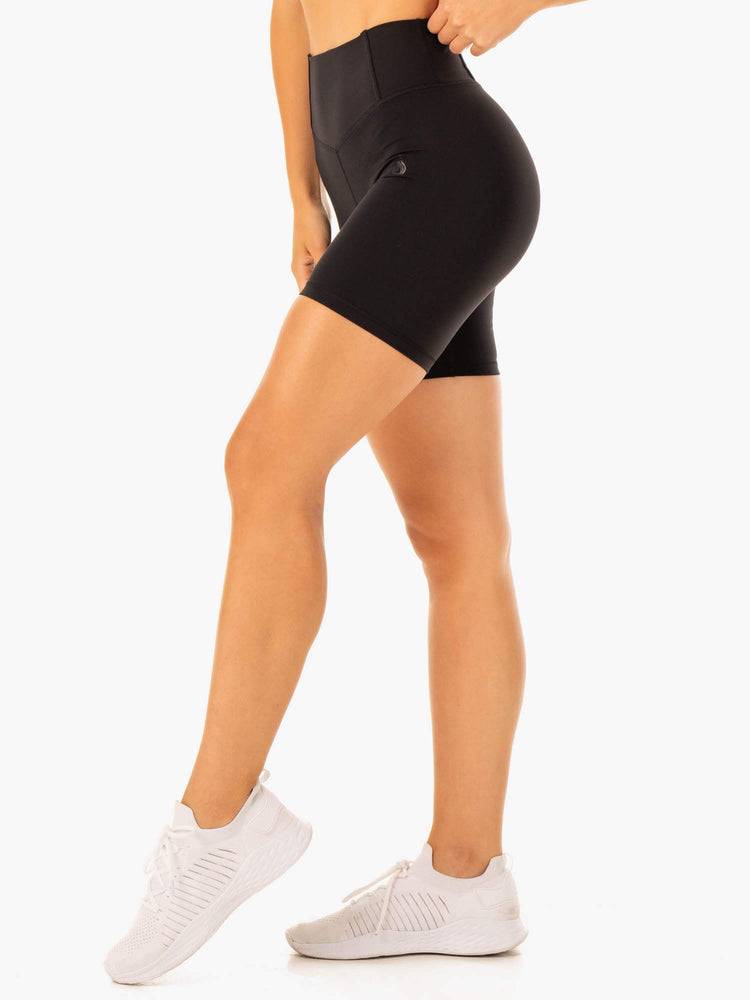 Szorty Damskie Ryderwear Women Shorts Form Scrunch Bum Czarne | PL2102NB