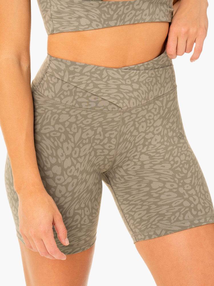 Szorty Damskie Ryderwear Women Shorts Rotation High Waisted Scrunch Khaki Panterka | PL2170GL