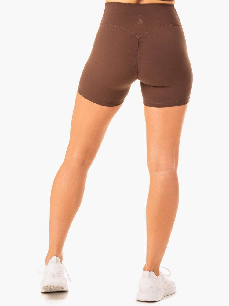 Szorty Damskie Ryderwear Women Shorts Serene Cross Over Scrunch Czekolada | PL2045ZG