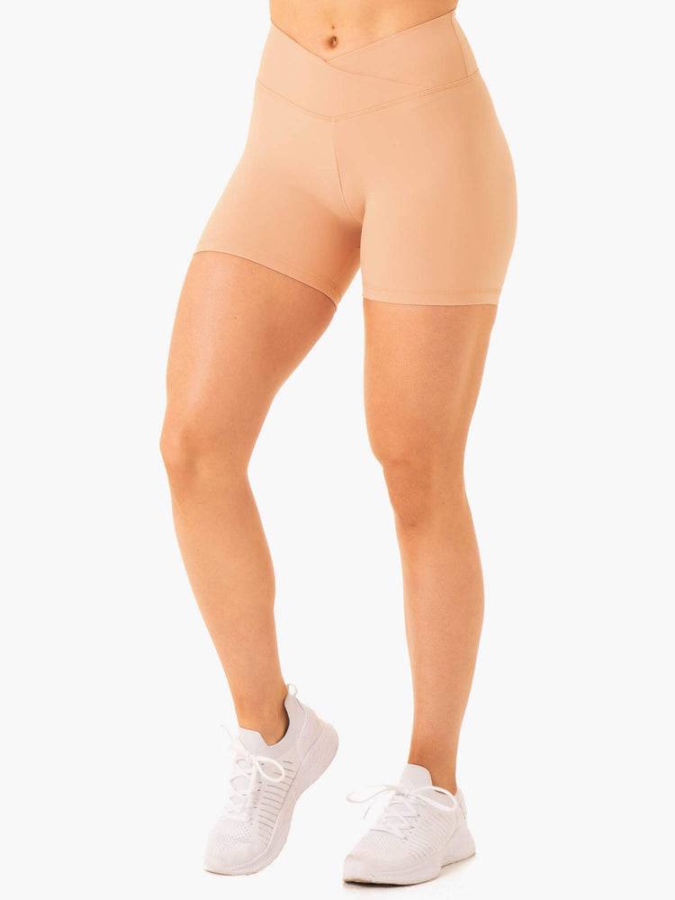 Szorty Damskie Ryderwear Women Shorts Serene Cross Over Scrunch Brązowe | PL2081RW