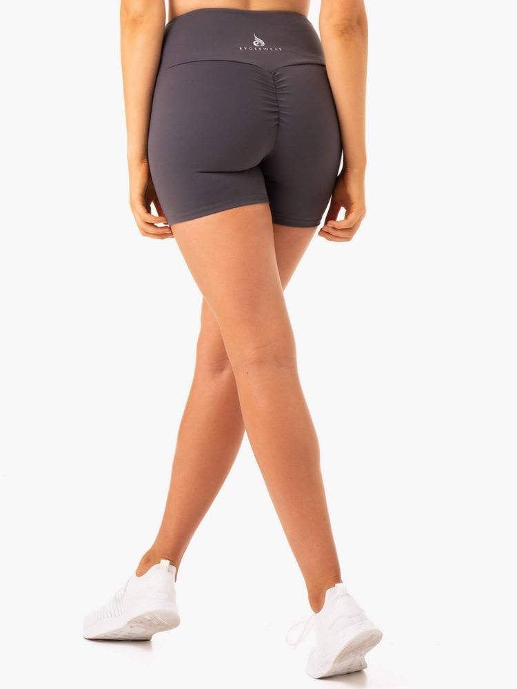 Szorty Damskie Ryderwear Women Shorts Staples Scrunch Bum Mid Length Szare | PL2155MA